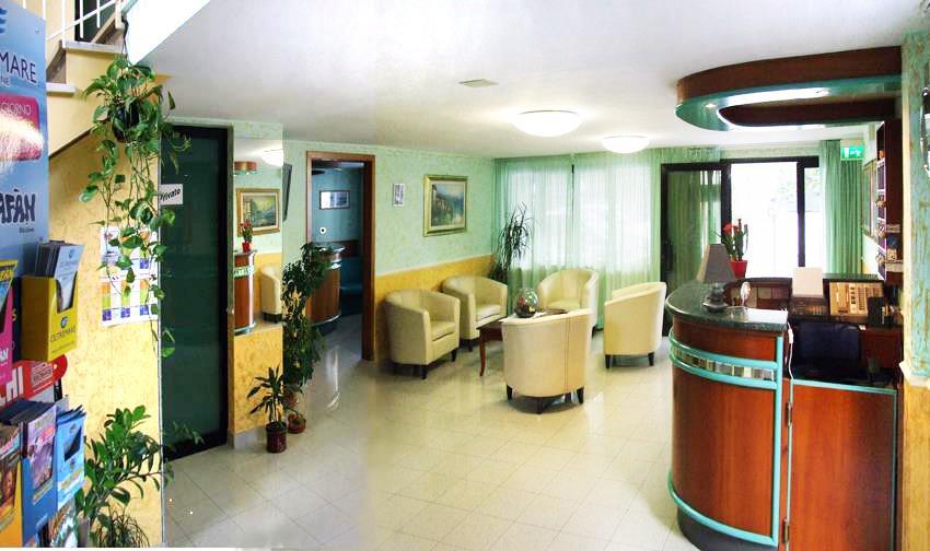 Hotel Oria リミニ エクステリア 写真